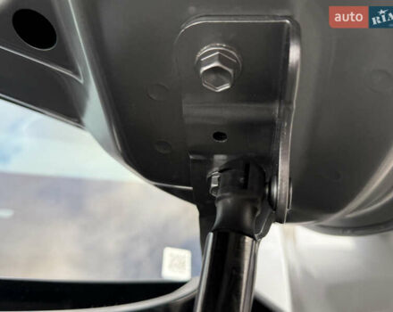 Сірий Кіа Niro, об'ємом двигуна 0 л та пробігом 35 тис. км за 23900 $, фото 92 на Automoto.ua