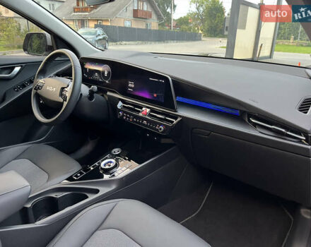 Серый Киа Niro, объемом двигателя 0 л и пробегом 7 тыс. км за 26300 $, фото 34 на Automoto.ua
