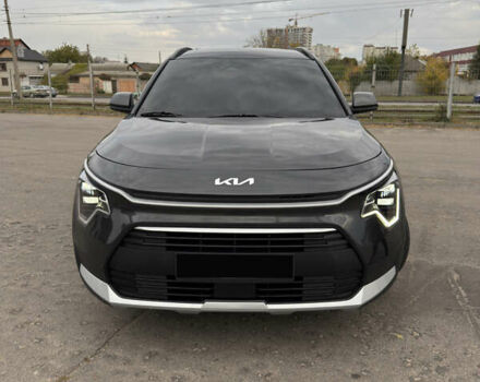 Сірий Кіа Niro, об'ємом двигуна 1.58 л та пробігом 5 тис. км за 24000 $, фото 3 на Automoto.ua