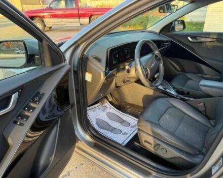 Сірий Кіа Niro, об'ємом двигуна 1.6 л та пробігом 20 тис. км за 16800 $, фото 7 на Automoto.ua