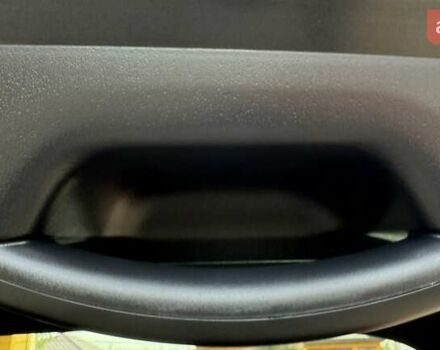 Сірий Кіа Niro, об'ємом двигуна 0 л та пробігом 42 тис. км за 25950 $, фото 143 на Automoto.ua