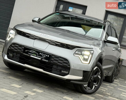 Серый Киа Niro, объемом двигателя 0 л и пробегом 54 тыс. км за 26700 $, фото 20 на Automoto.ua
