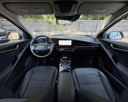 Киа Niro 2023 в Мукачеве на Automoto.ua Серый Киа Niro, объемом двигателя 1.6 л и пробегом 18 тыс. км за 17000 $, фото 17 на Automoto.ua