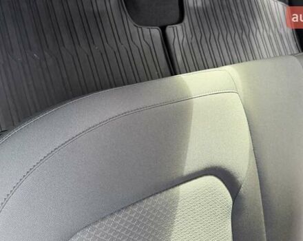 Сірий Кіа Niro, об'ємом двигуна 0 л та пробігом 42 тис. км за 25950 $, фото 69 на Automoto.ua