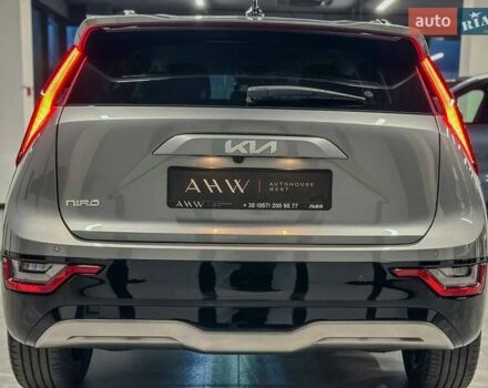 Серый Киа Niro, объемом двигателя 0 л и пробегом 32 тыс. км за 27700 $, фото 37 на Automoto.ua