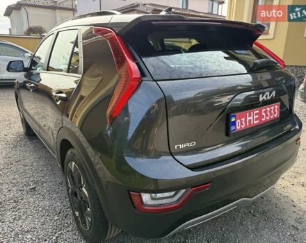 Сірий Кіа Niro, об'ємом двигуна 0 л та пробігом 42 тис. км за 25950 $, фото 7 на Automoto.ua