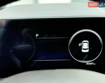 Сірий Кіа Niro, об'ємом двигуна 0 л та пробігом 35 тис. км за 23900 $, фото 76 на Automoto.ua