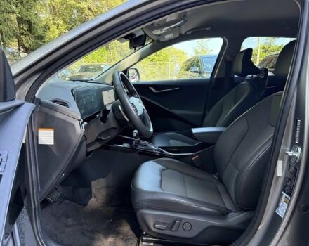 Киа Niro 2023 в Мукачеве на Automoto.ua Серый Киа Niro, объемом двигателя 1.6 л и пробегом 18 тыс. км за 17000 $, фото 9 на Automoto.ua