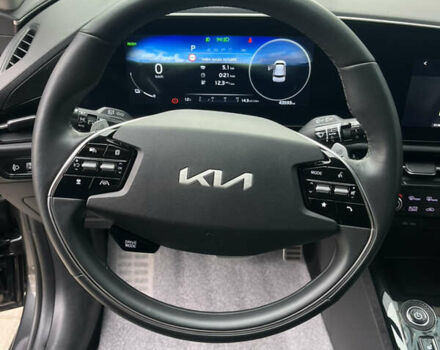 Сірий Кіа Niro, об'ємом двигуна 0 л та пробігом 43 тис. км за 25800 $, фото 19 на Automoto.ua
