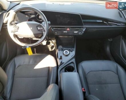 Серый Киа Niro, объемом двигателя 0 л и пробегом 160 тыс. км за 7000 $, фото 7 на Automoto.ua