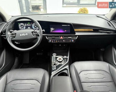 Серый Киа Niro, объемом двигателя 0 л и пробегом 54 тыс. км за 26700 $, фото 84 на Automoto.ua
