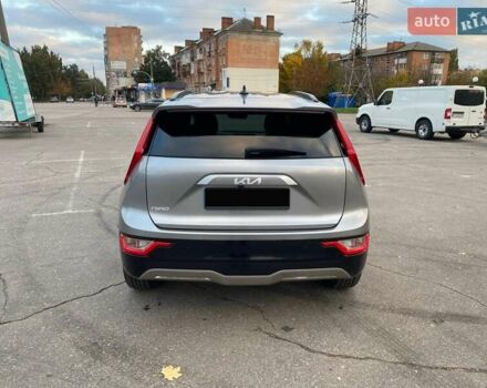 Серый Киа Niro, объемом двигателя 0 л и пробегом 170 тыс. км за 20500 $, фото 2 на Automoto.ua