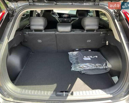 Сірий Кіа Niro, об'ємом двигуна 0 л та пробігом 40 тис. км за 26950 $, фото 17 на Automoto.ua