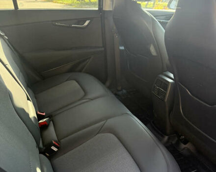 Сірий Кіа Niro, об'ємом двигуна 0 л та пробігом 11 тис. км за 20200 $, фото 5 на Automoto.ua