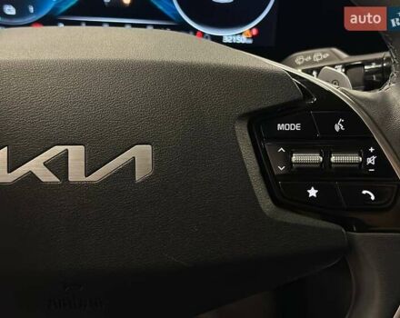 Серый Киа Niro, объемом двигателя 0 л и пробегом 32 тыс. км за 27700 $, фото 18 на Automoto.ua