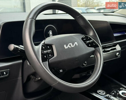 Сірий Кіа Niro, об'ємом двигуна 0 л та пробігом 35 тис. км за 23900 $, фото 50 на Automoto.ua