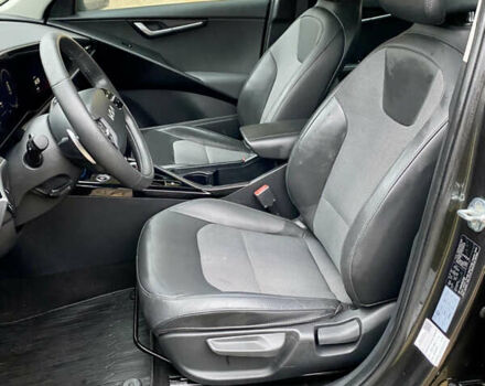 Серый Киа Niro, объемом двигателя 0 л и пробегом 122 тыс. км за 24500 $, фото 39 на Automoto.ua