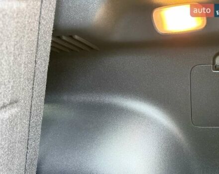 Сірий Кіа Niro, об'ємом двигуна 0 л та пробігом 42 тис. км за 25950 $, фото 150 на Automoto.ua