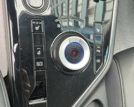 Сірий Кіа Niro, об'ємом двигуна 0 л та пробігом 43 тис. км за 25800 $, фото 25 на Automoto.ua