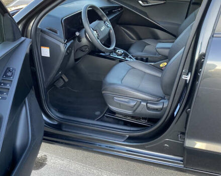 Серый Киа Niro, объемом двигателя 0 л и пробегом 45 тыс. км за 23300 $, фото 10 на Automoto.ua