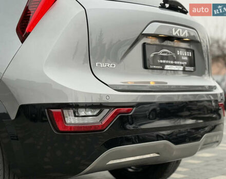 Серый Киа Niro, объемом двигателя 0 л и пробегом 54 тыс. км за 26700 $, фото 43 на Automoto.ua