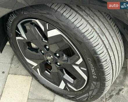 Серый Киа Niro, объемом двигателя 0 л и пробегом 54 тыс. км за 26700 $, фото 26 на Automoto.ua