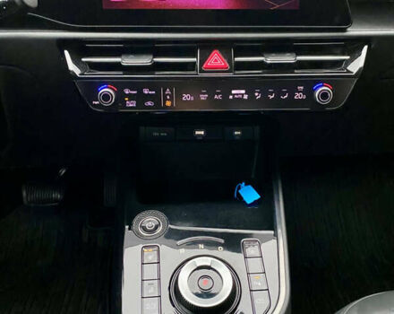 Серый Киа Niro, объемом двигателя 0 л и пробегом 122 тыс. км за 24500 $, фото 18 на Automoto.ua