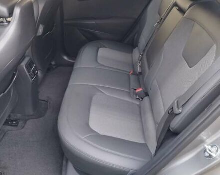 Серый Киа Niro, объемом двигателя 0 л и пробегом 25 тыс. км за 23800 $, фото 26 на Automoto.ua