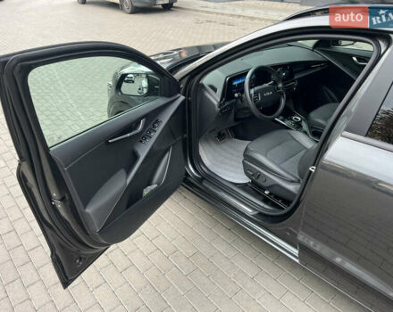 Серый Киа Niro, объемом двигателя 0 л и пробегом 43 тыс. км за 26700 $, фото 13 на Automoto.ua