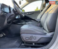 Сірий Кіа Niro, об'ємом двигуна 0 л та пробігом 49 тис. км за 22800 $, фото 39 на Automoto.ua