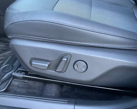 Серый Киа Niro, объемом двигателя 0 л и пробегом 3 тыс. км за 26100 $, фото 5 на Automoto.ua