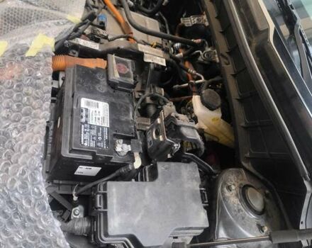 Серый Киа Niro, объемом двигателя 0 л и пробегом 86 тыс. км за 16500 $, фото 10 на Automoto.ua