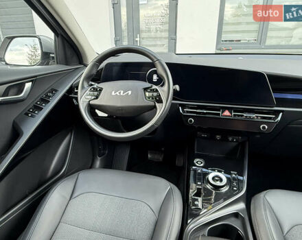 Сірий Кіа Niro, об'ємом двигуна 0 л та пробігом 35 тис. км за 23900 $, фото 62 на Automoto.ua