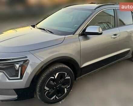 Серый Киа Niro, объемом двигателя 0 л и пробегом 34 тыс. км за 24000 $, фото 2 на Automoto.ua