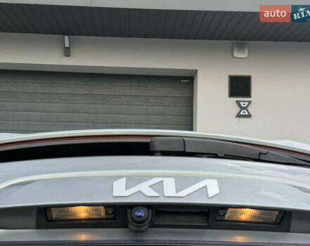 Сірий Кіа Niro, об'ємом двигуна 0 л та пробігом 35 тис. км за 23900 $, фото 44 на Automoto.ua