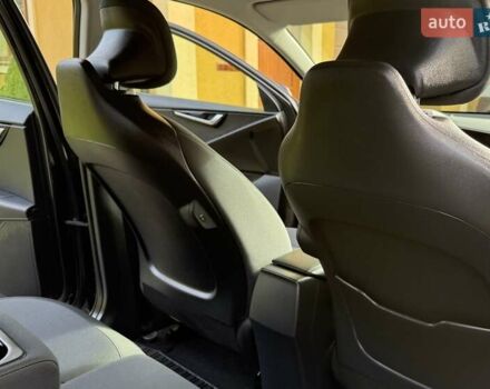 Сірий Кіа Niro, об'ємом двигуна 0 л та пробігом 42 тис. км за 25950 $, фото 78 на Automoto.ua