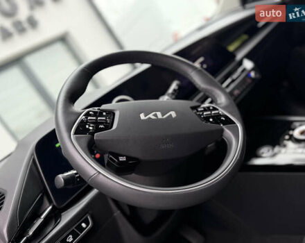 Серый Киа Niro, объемом двигателя 0 л и пробегом 54 тыс. км за 26700 $, фото 57 на Automoto.ua