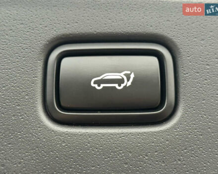 Серый Киа Niro, объемом двигателя 0 л и пробегом 54 тыс. км за 26700 $, фото 99 на Automoto.ua