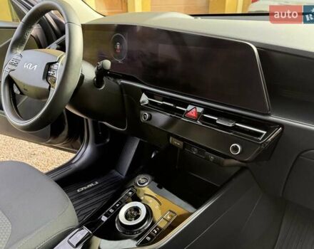 Сірий Кіа Niro, об'ємом двигуна 0 л та пробігом 42 тис. км за 25950 $, фото 91 на Automoto.ua
