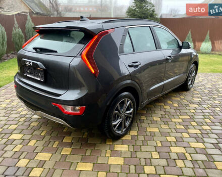 Серый Киа Niro, объемом двигателя 0 л и пробегом 122 тыс. км за 24500 $, фото 9 на Automoto.ua