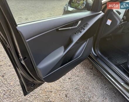 Сірий Кіа Niro, об'ємом двигуна 0 л та пробігом 42 тис. км за 25950 $, фото 56 на Automoto.ua