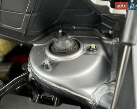 Сірий Кіа Niro, об'ємом двигуна 0 л та пробігом 35 тис. км за 23900 $, фото 93 на Automoto.ua