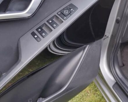 Серый Киа Niro, объемом двигателя 0 л и пробегом 25 тыс. км за 23800 $, фото 22 на Automoto.ua