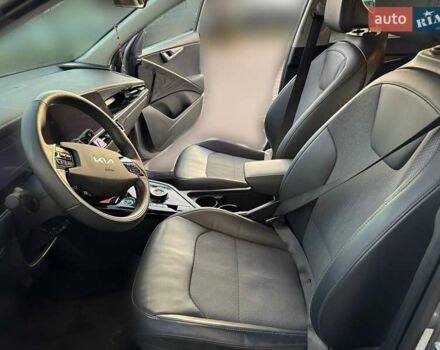 Серый Киа Niro, объемом двигателя 0 л и пробегом 34 тыс. км за 24000 $, фото 14 на Automoto.ua