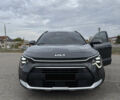 Сірий Кіа Niro, об'ємом двигуна 1.58 л та пробігом 5 тис. км за 24000 $, фото 4 на Automoto.ua