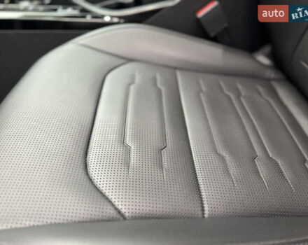 Серый Киа Niro, объемом двигателя 0 л и пробегом 54 тыс. км за 26700 $, фото 67 на Automoto.ua