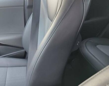 Серый Киа Niro, объемом двигателя 0 л и пробегом 25 тыс. км за 23800 $, фото 20 на Automoto.ua