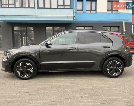 Серый Киа Niro, объемом двигателя 0 л и пробегом 43 тыс. км за 26700 $, фото 2 на Automoto.ua