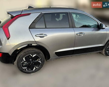 Серый Киа Niro, объемом двигателя 0 л и пробегом 34 тыс. км за 24000 $, фото 6 на Automoto.ua