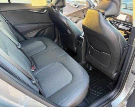 Сірий Кіа Niro, об'ємом двигуна 1.6 л та пробігом 20 тис. км за 16800 $, фото 11 на Automoto.ua